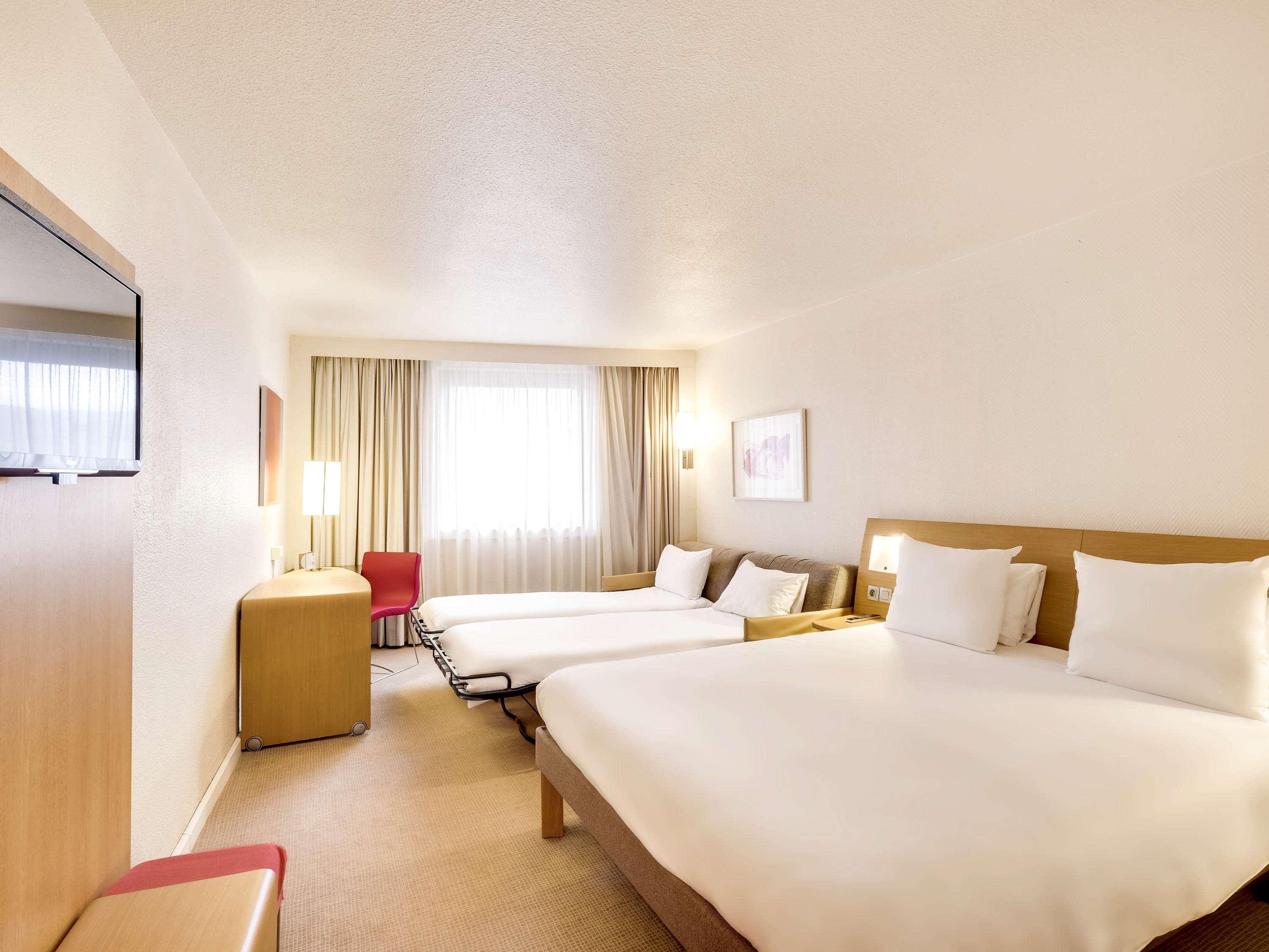 Novotel Atria Nimes Centre Kültér fotó
